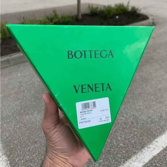 AUTHENTIC Beautiful bottega veneta silver large earrings - Picture 1 of 2